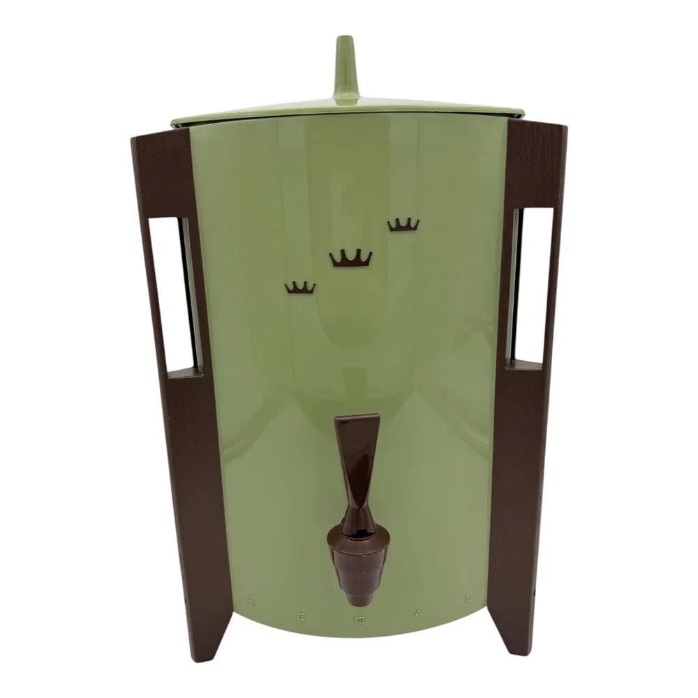 VTG 1970s Regal Poly-Perk Automatic Percolator Urn Avocado #7530 (10-30 Cup)